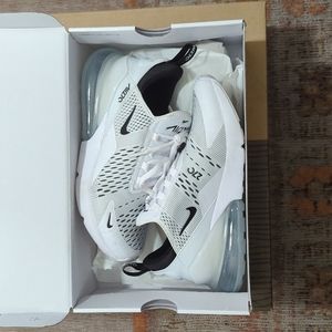 Women's Nike Air Max 270